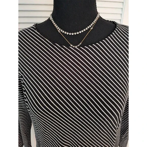 Chico’s Top Women's SP/0P Black White Striped Pocket Tunic Tee Nautical Minimal - Picture 2 of 10